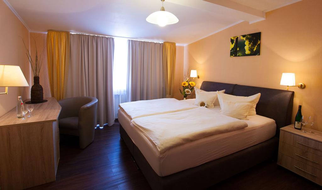 Weinhotel Sonnenschein Ернст Стая снимка